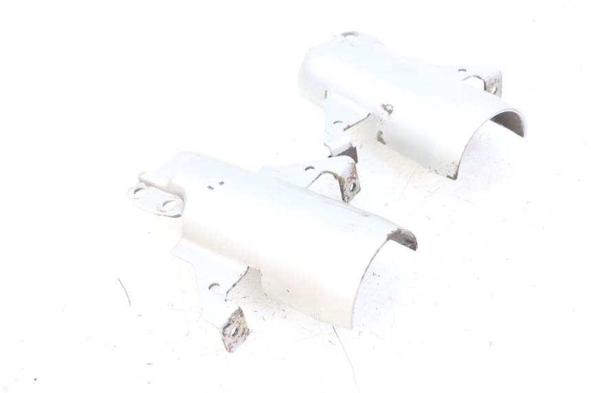 photo de CACHE FOURCHE APRILIA SCARABEO GT TOURING 125 (1999 - 2005) - Zoom état d’usage