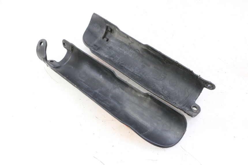 photo de CACHE FOURCHE KTM SUPERENDURO R 950 (2005 - 2009) - Détail de la pièce