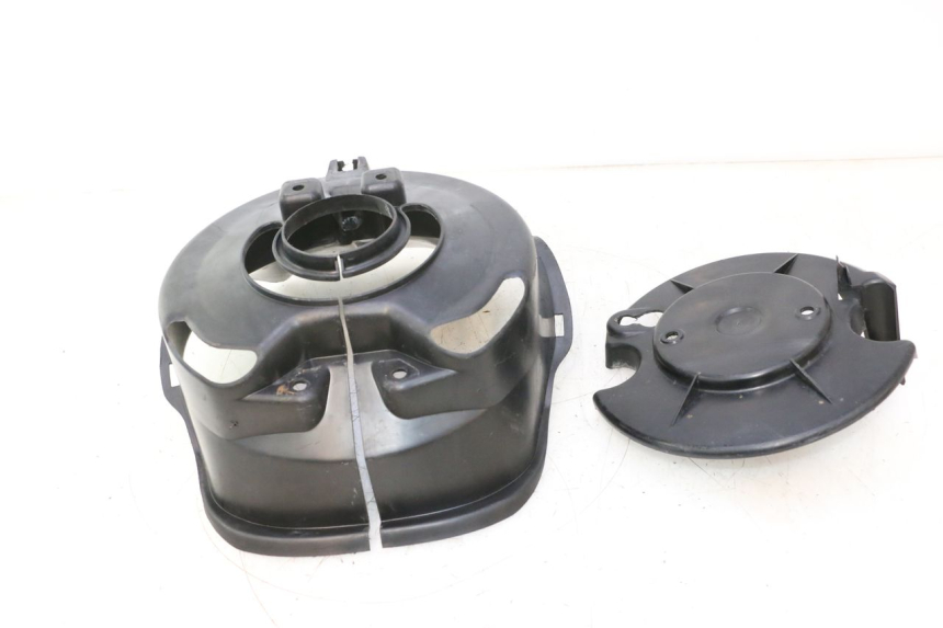 photo de CACHE FOURCHE PEUGEOT TREKKER 50 (1995 - 2004) - Autre angle de vue