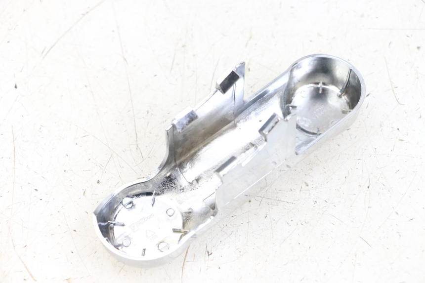 photo de CACHE FOURCHE PIAGGIO VESPA PRIMAVERA 4T 50 (2021 - 2024) - Détail de la pièce