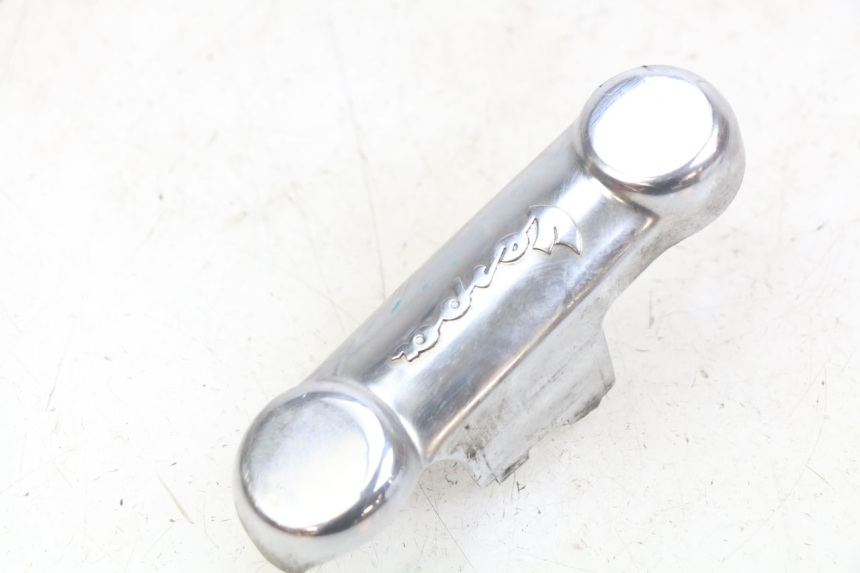 photo de CACHE FOURCHE PIAGGIO VESPA S 2T 50 (2007 - 2014) - Gros plan technique