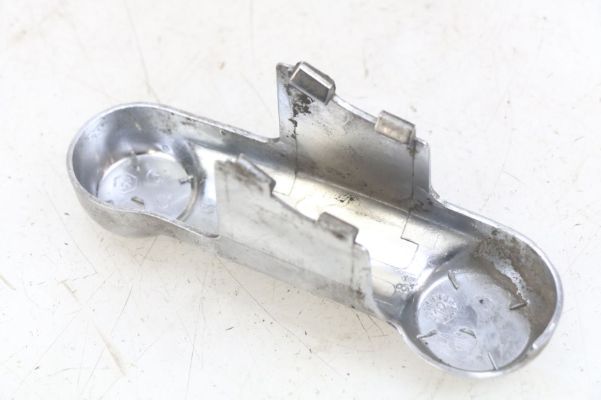 photo de CACHE FOURCHE PIAGGIO VESPA S 2T 50 (2007 - 2014) - Points de fixation