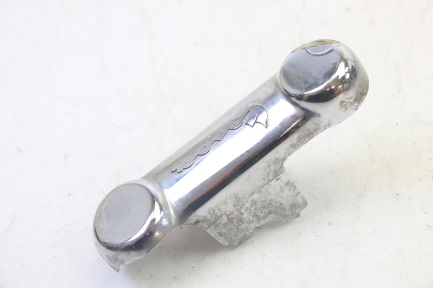 photo de CACHE FOURCHE PIAGGIO VESPA S 2T 50 (2007 - 2014) - Autre angle de vue