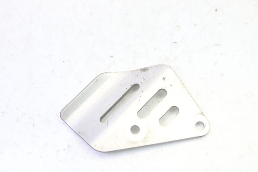 photo de CACHE MAITRE CYLINDRE SUZUKI DL V STROM 1000 (2002 - 2007) - Zoom état d’usage