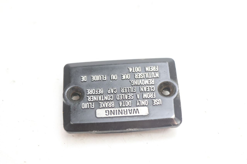 photo de CACHE MAITRE CYLINDRE KAWASAKI GPX F ZX750F 750 (1986 - 1990) - Détail de la pièce