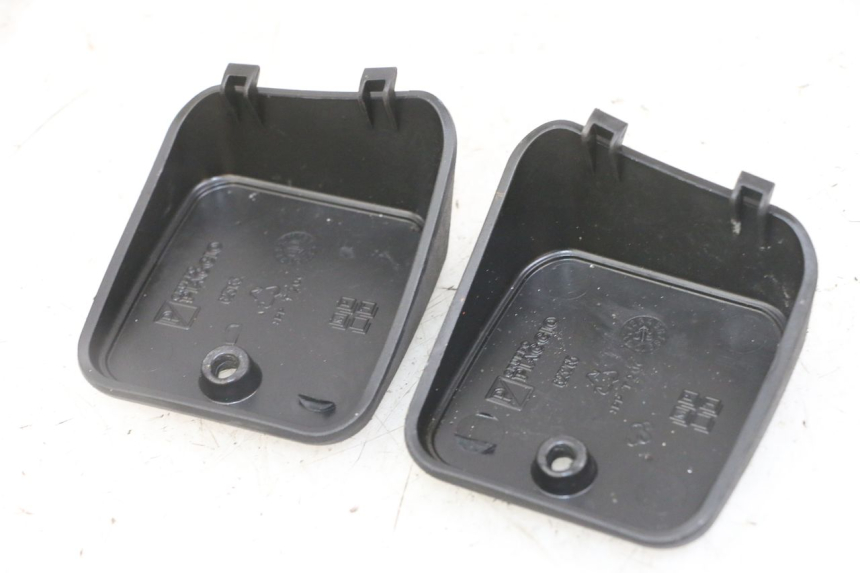 photo de CACHE MAITRE CYLINDRE PIAGGIO MP3 LT 400 (2007 - 2012) - Zoom état d’usage