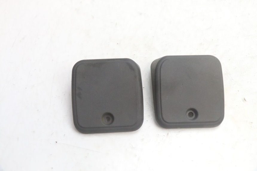 photo de CACHE MAITRE CYLINDRE PIAGGIO MP3 125 (2006 - 2014) - Vue principale