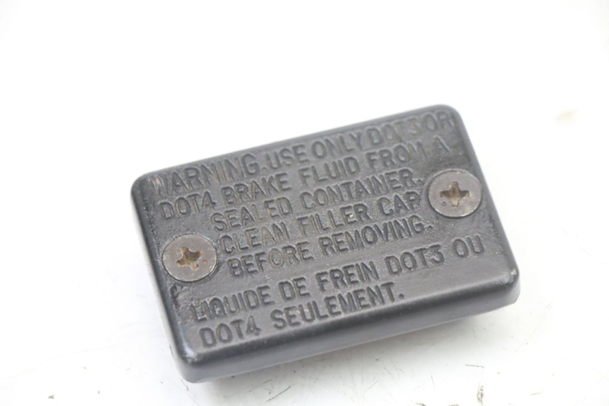 photo de CACHE MAITRE CYLINDRE PEUGEOT SPEEDFIGHT 3 LC 2T 50 (2009 - 2015) - Autre angle de vue