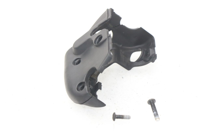 photo de CACHE MAITRE CYLINDRE APRILIA SCARABEO GT 125 (1999 - 2007) - Détail de la pièce