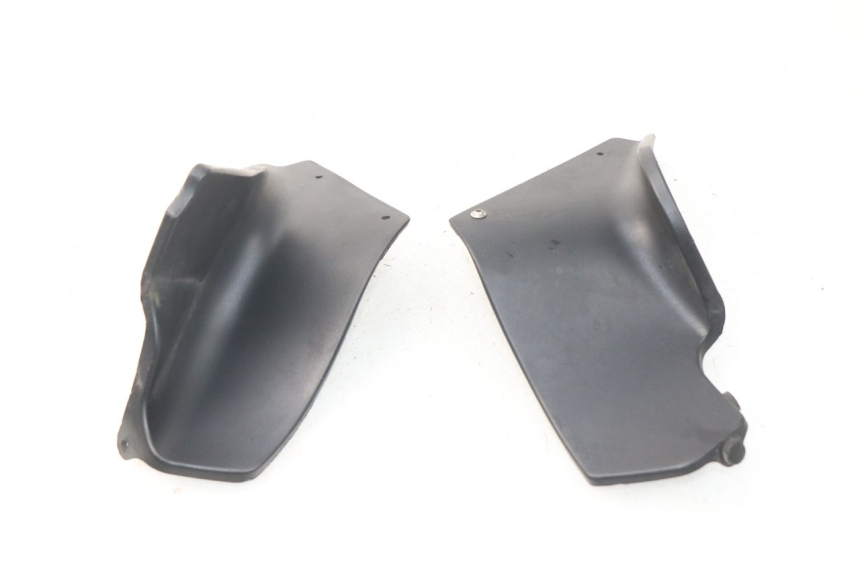 photo de CACHE MOTEUR MV AGUSTA BRUTALE R WALLY 910 (2008 - 2008) - Autre angle de vue