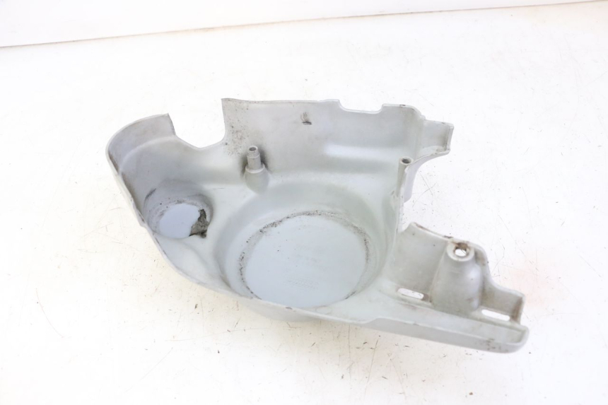 photo de CACHE MOTEUR APRILIA CLASSIC 125 (1995 - 2001) - Détail de la pièce