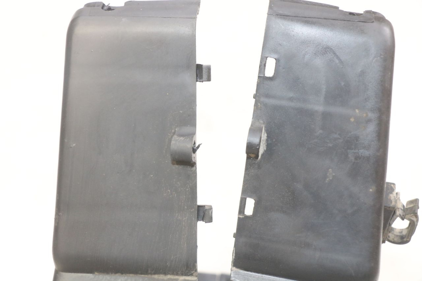 photo de CACHE MOTEUR REVATTO IMPERATOR 125 (2007 - 2015) - Gros plan technique