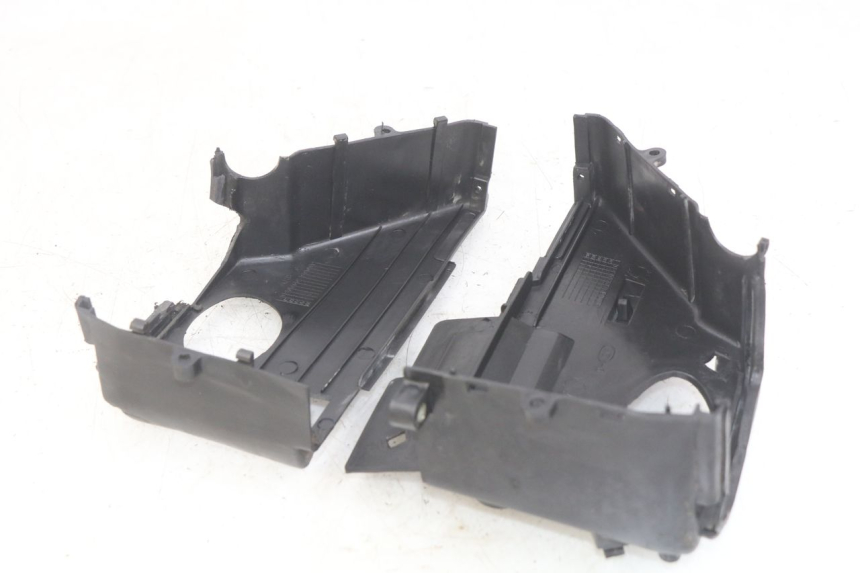 photo de CACHE MOTEUR REVATTO IMPERATOR 125 (2007 - 2015) - Points de fixation