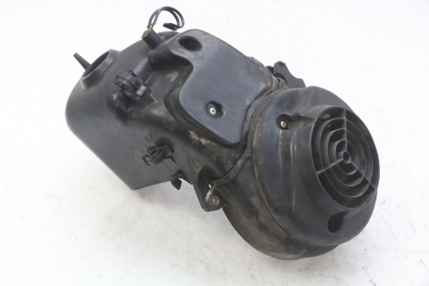 photo de Engine cover SYM JET EURO X 2T 50 (2003 - 2007) - Autre angle de vue