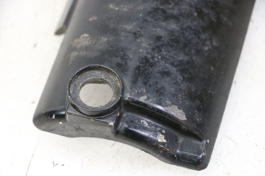 photo de CACHE MOTEUR KAWASAKI ZR7 ZR-7 S 750 (1999 - 2004) - Détail de la pièce