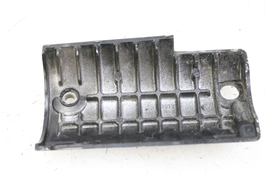 photo de CACHE MOTEUR KAWASAKI ZR7 ZR-7 S 750 (1999 - 2004) - Zoom état d’usage