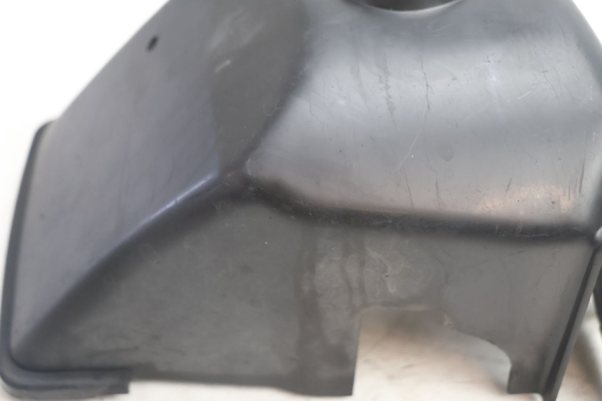 photo de CACHE MOTEUR PEUGEOT KISBEE 2T 50 (2010 - 2017) - Gros plan technique