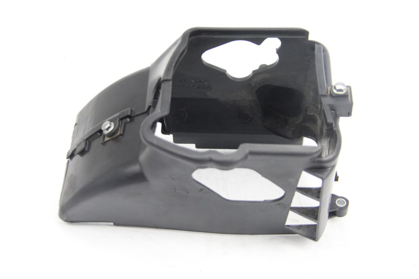 photo de CACHE MOTEUR PEUGEOT KISBEE 4T 50 (2018 - 2022) - Gros plan technique