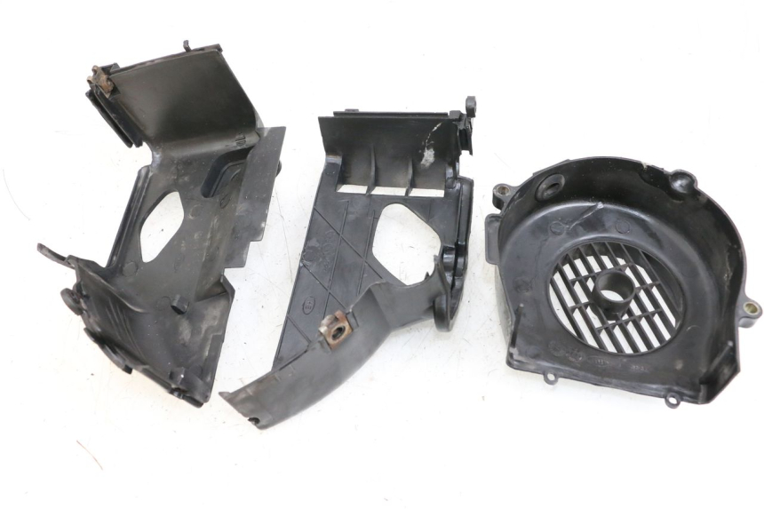 photo de CACHE MOTEUR PEUGEOT KISBEE 4T 50 (2010 - 2017) - Détail de la pièce