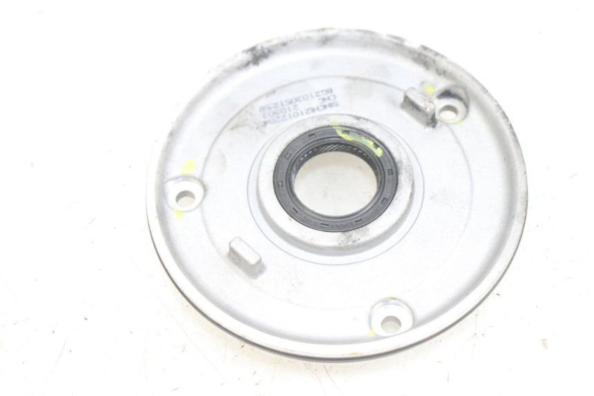 photo de CACHE MOTEUR PIAGGIO MEDLEY 125 (2016 - 2023) - Détail de la pièce