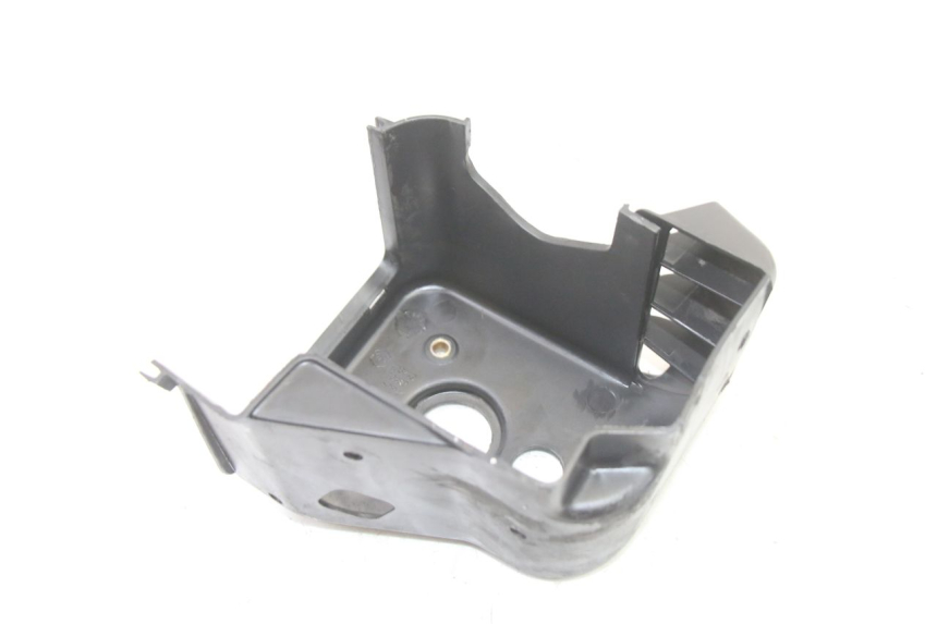 photo de CACHE MOTEUR PIAGGIO NEW TYPHOON 50 (2018 - 2021) - Gros plan technique