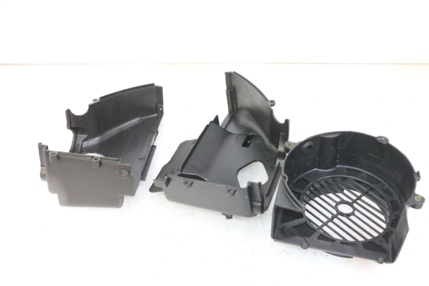 photo de CACHE MOTEUR PEUGEOT VIVACITY 125 (2010 - 2017) - Zoom état d’usage