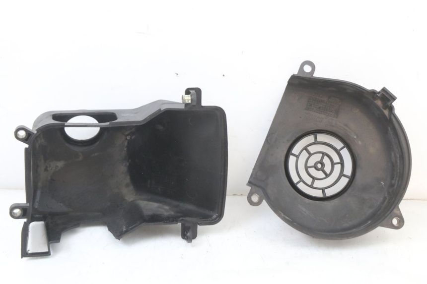 photo de CACHE MOTEUR PEUGEOT STREETZONE I 2T 50 (2018 - 2020) - Détail de la pièce