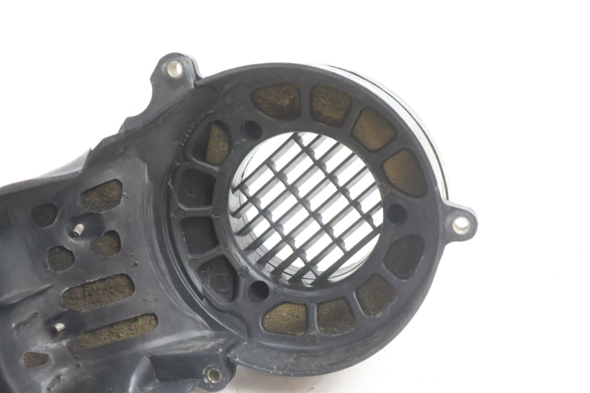 photo de CACHE MOTEUR KYMCO SUPER 8 2T 50 (2007 - 2013) - Points de fixation