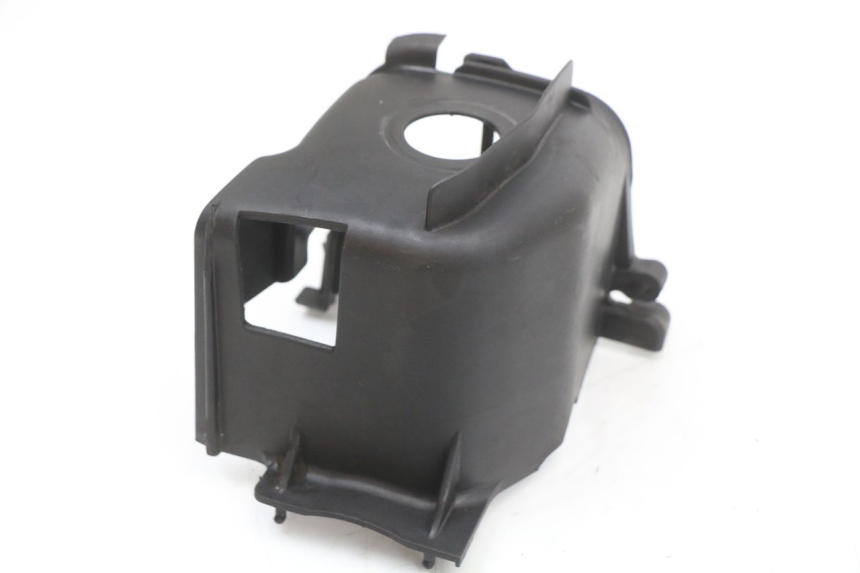 photo de CACHE MOTEUR YAMAHA YE ZEST 50 (1992 - 1998) - Détail de la pièce