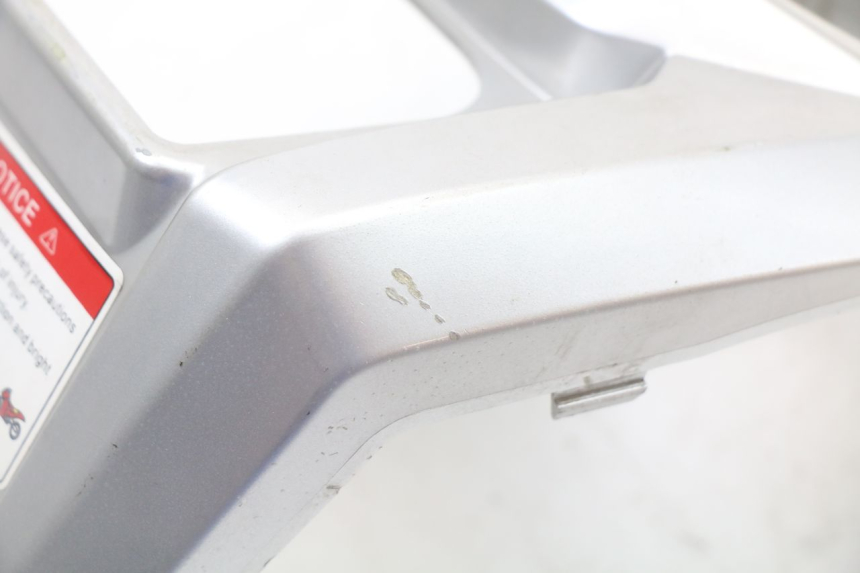 photo de CACHE NEIMAN LONGJIA EASY MAX 125 (2020 - 2024) - Points de fixation