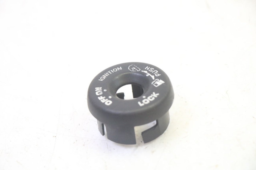 photo de CACHE NEIMAN HONDA FES S-WING SWING ABS 125 (2007 - 2015) - Vue principale