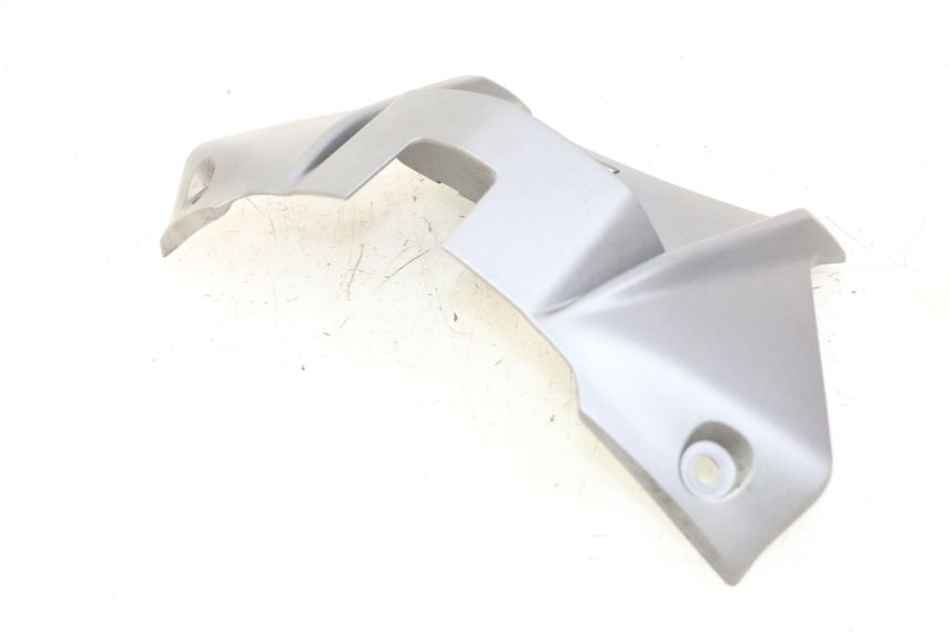 photo de CACHE NEIMAN SUZUKI GSR 750 (2011 - 2017) - Gros plan technique