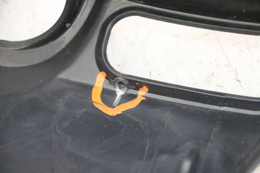 photo de CACHE NEIMAN SYM JOYMAX 125 (2010 - 2017) - Gros plan technique