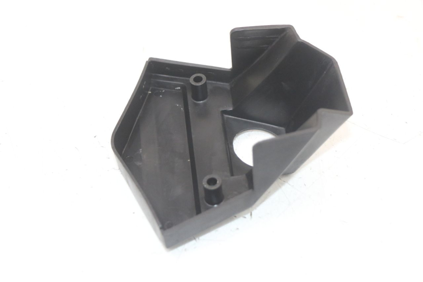 photo de CACHE NEIMAN KAWASAKI GTR 1000 (1994 - 2004) - Points de fixation