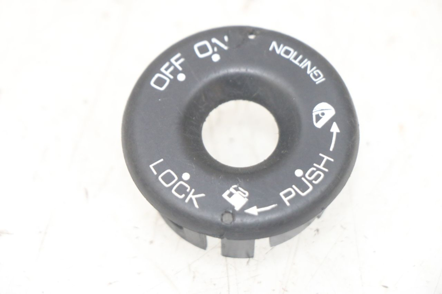 photo de CACHE NEIMAN PIAGGIO MP3 HPE 300 (2019 - 2026) - Vue principale