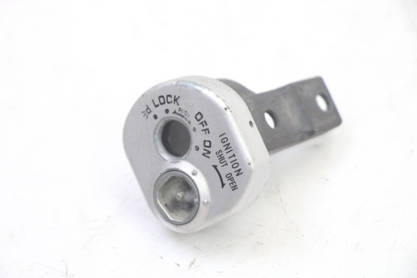 photo de CACHE NEIMAN SUZUKI UH BURGMAN 125 (2002 - 2006) - Détail de la pièce