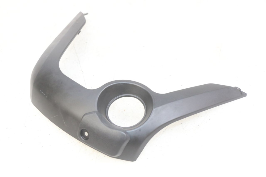 photo de CACHE NEIMAN YAMAHA X-MAX XMAX 125 (2010 - 2013) - Gros plan technique