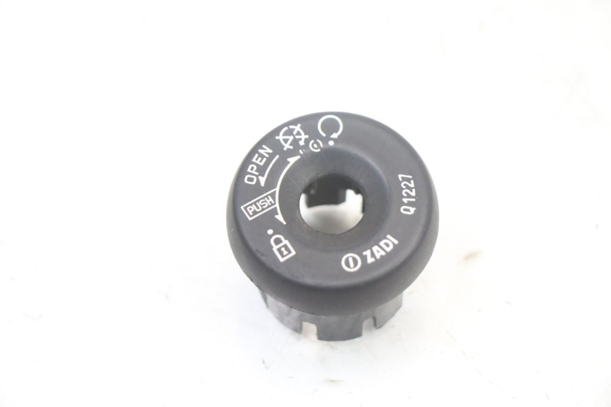 photo de CACHE NEIMAN YAMAHA YP MAJESTY 125 (2007 - 2010) - Vue principale