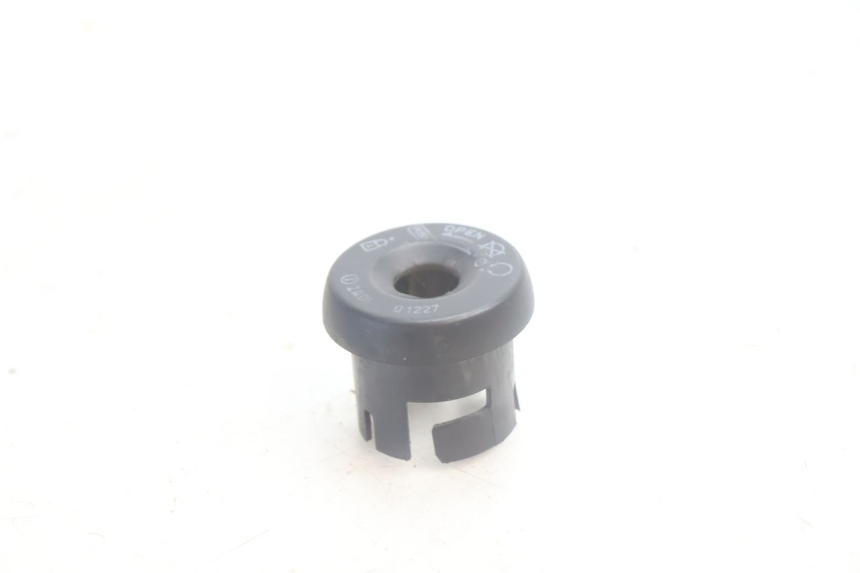 photo de CACHE NEIMAN YAMAHA YP MAJESTY 125 (2002 - 2006) - Vue principale