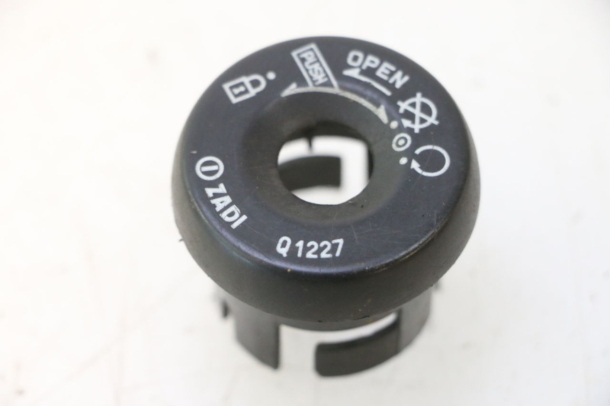 photo de CACHE NEIMAN YAMAHA YP MAJESTY 125 (1998 - 2001) - Vue principale