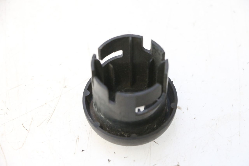 photo de CACHE NEIMAN YAMAHA YP MAJESTY 125 (1998 - 2001) - Détail de la pièce