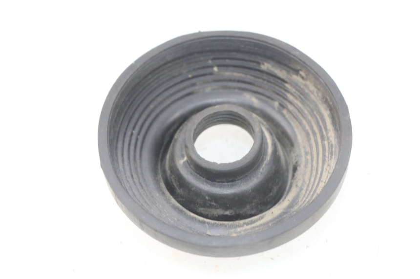 photo de CACHE POUSSIERE PHARE KYMCO LIKE 2T 50 (2009 - 2018) - Détail de la pièce