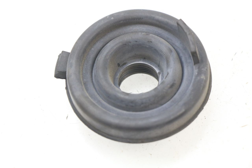 photo de CACHE POUSSIERE PHARE PIAGGIO PRIMAVERA 125 (2013 - 2021) - Vue principale