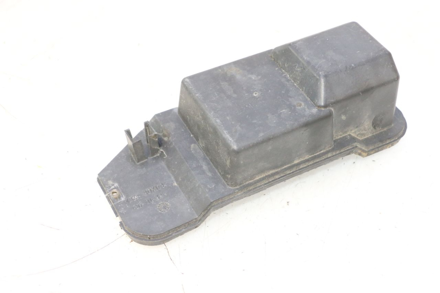 photo de CACHE POUSSIERE PHARE BOOM TRIKE FUN 500 (2004 - 2010) - Autre angle de vue