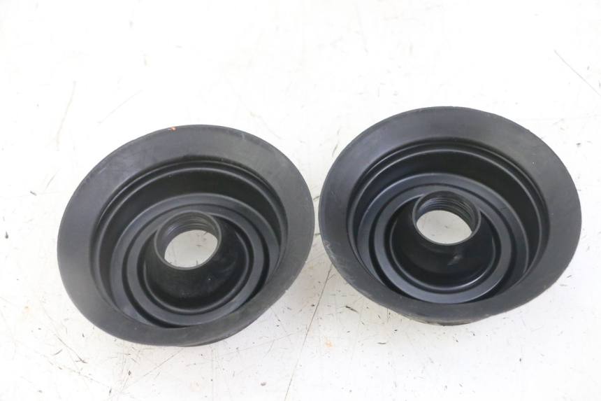 photo de CACHE POUSSIERE PHARE YAMAHA XMAX X-MAX 125 (2006 - 2009) - Détail de la pièce