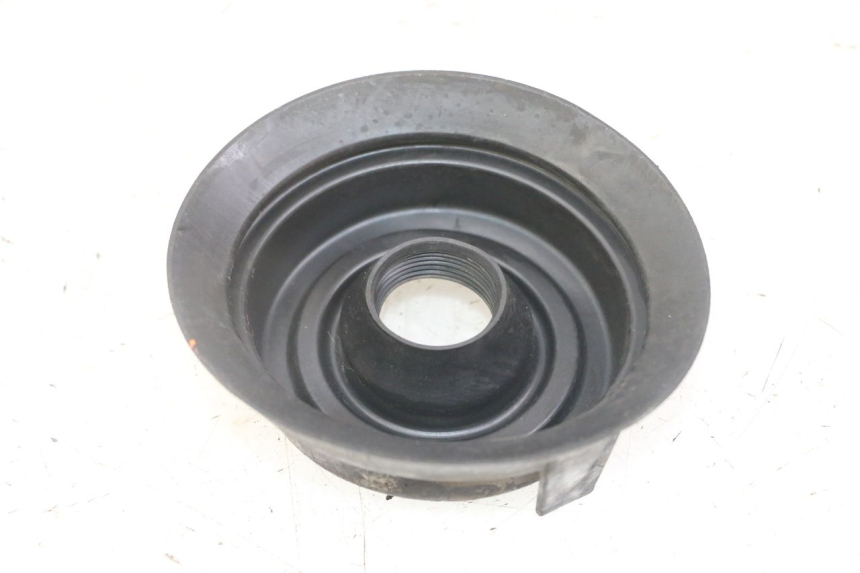 photo de CACHE POUSSIERE PHARE YAMAHA XMAX X-MAX 125 (2006 - 2009) - Vue d’ensemble