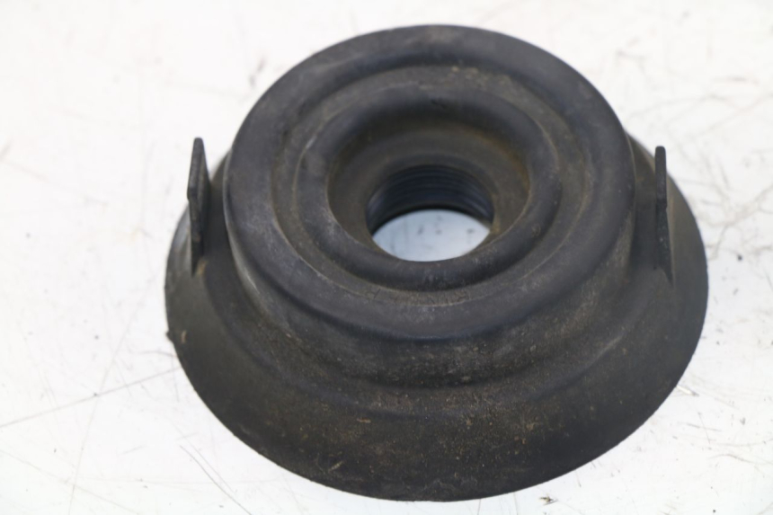 photo de CACHE POUSSIERE PHARE YAMAHA X-MAX XMAX 250 (2006 - 2009) - Zoom état d’usage