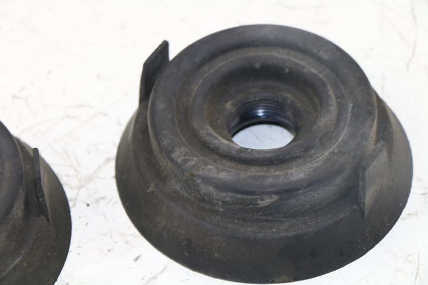 photo de CACHE POUSSIERE PHARE YAMAHA X-MAX XMAX 250 (2006 - 2009) - Autre angle de vue