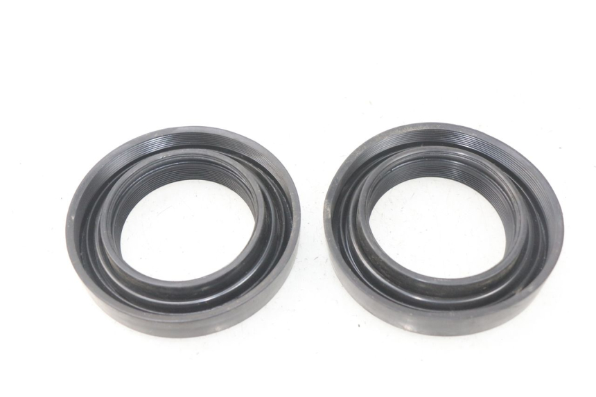 photo de CACHE POUSSIERE PHARE YAMAHA YP T-MAX TMAX 530 (2017 - 2020) - Zoom état d’usage