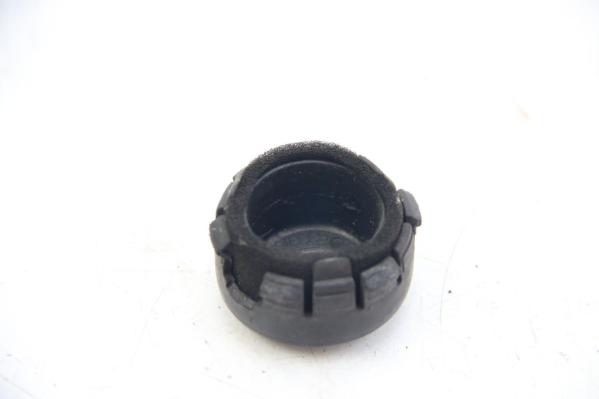 photo de CACHE ROUE APRILIA ATLANTIC 500 (2002 - 2003) - Détail de la pièce